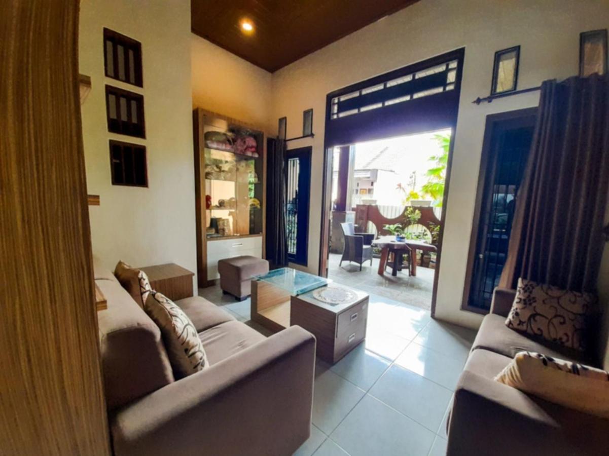 Mocca Guest House Banyuwangi  Exterior foto