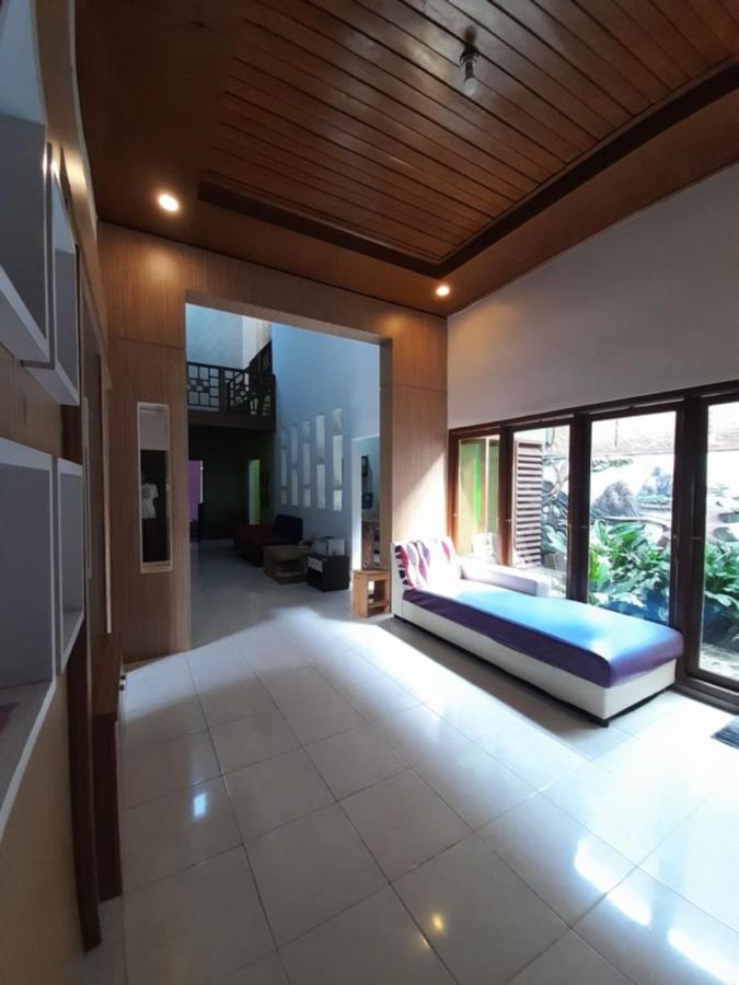Mocca Guest House Banyuwangi  Exterior foto