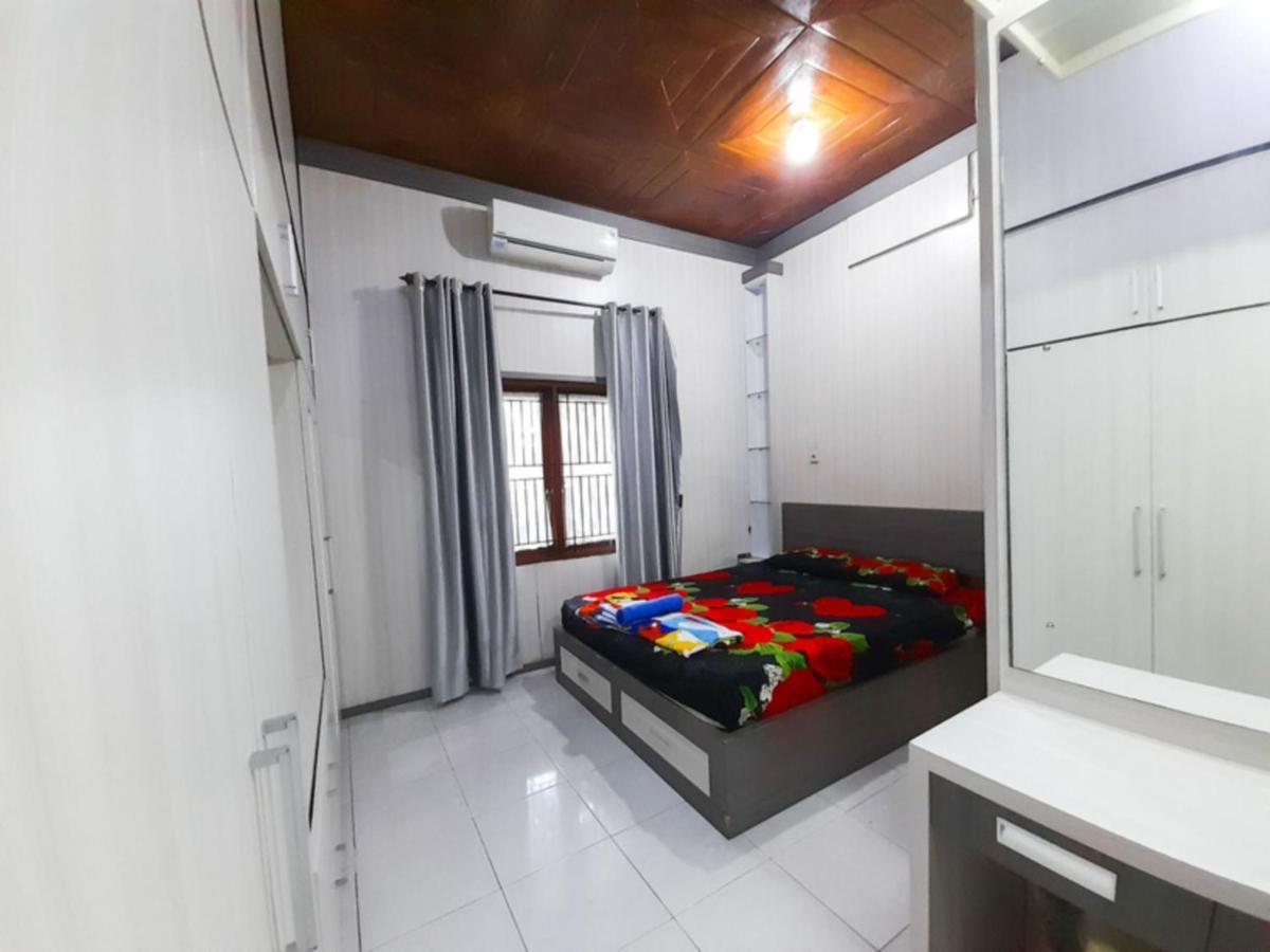 Mocca Guest House Banyuwangi  Exterior foto