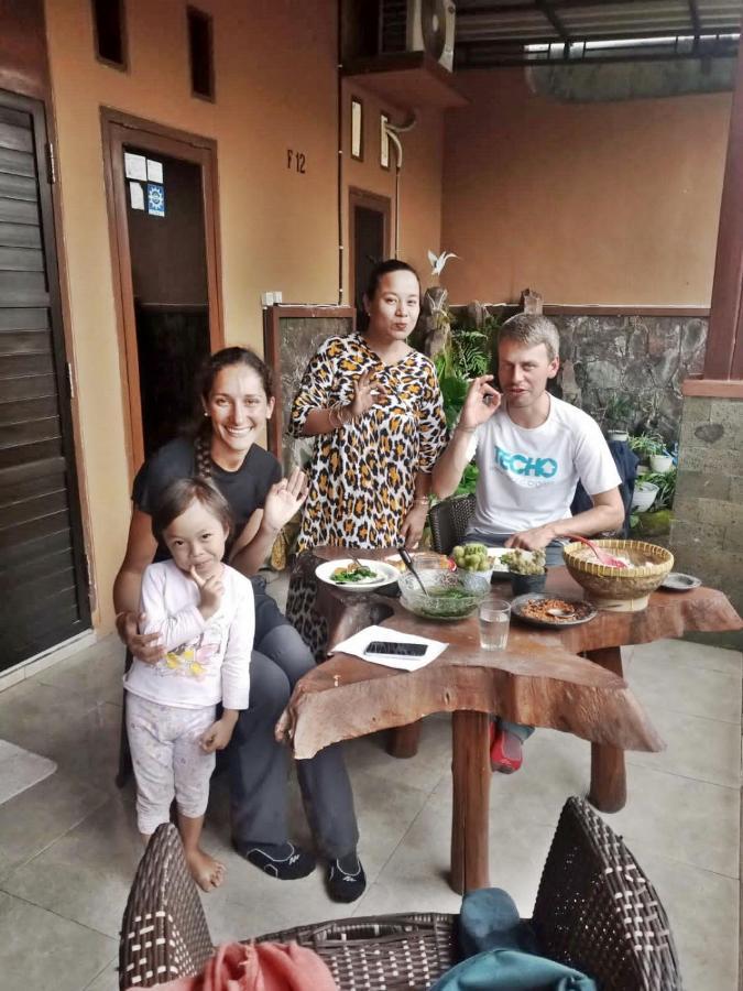Mocca Guest House Banyuwangi  Exterior foto